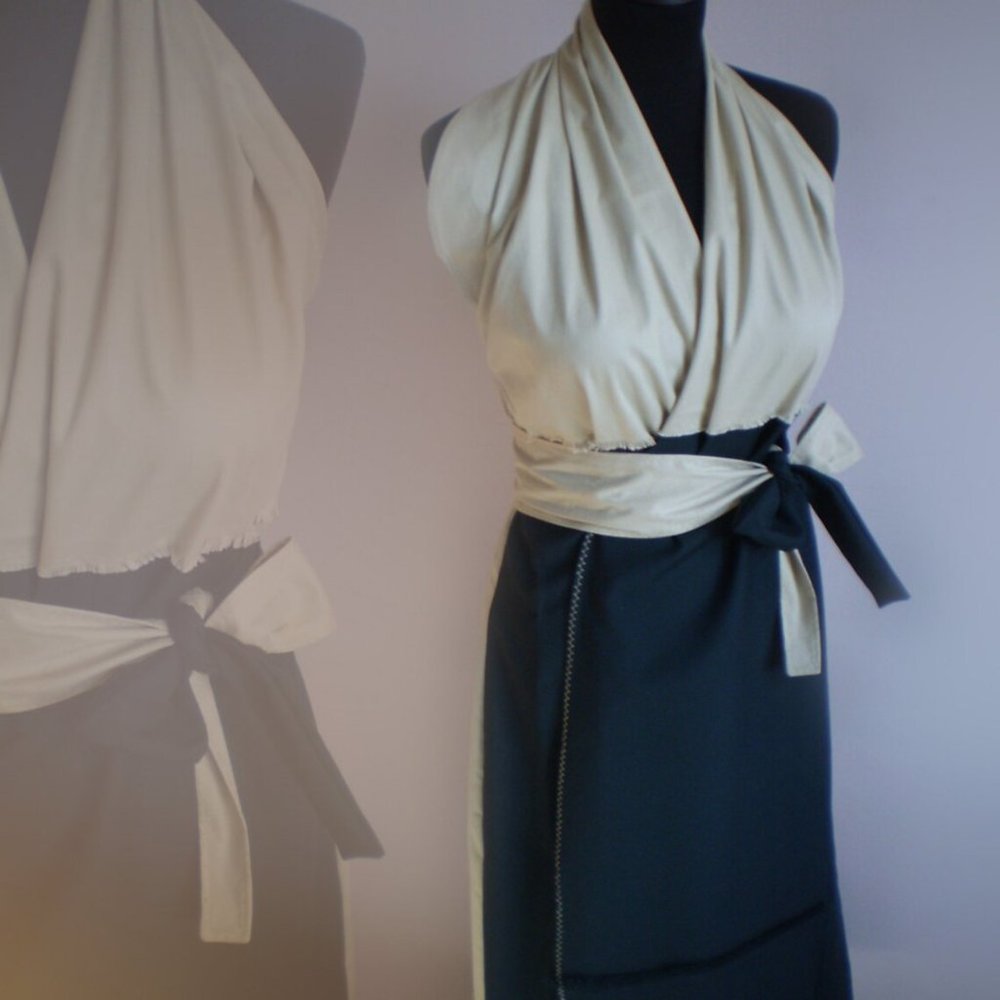 Linen wrap dress size M/L with a belt and open bac